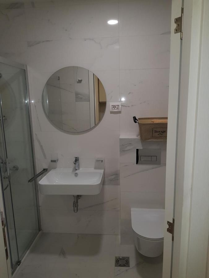 פודגוריצה Apartman Vivo City Central מראה חיצוני תמונה